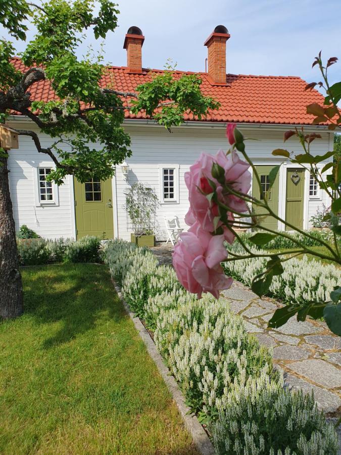 Stenkullens Gardshus Borensberg Esterno foto